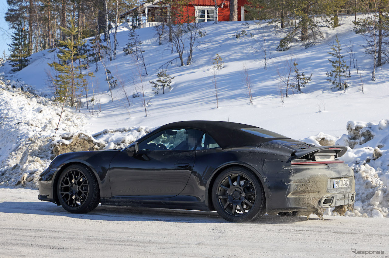 ポルシェ 911 カブリオレ 改良新型（スクープ写真）