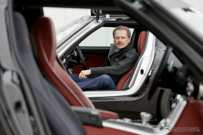 メルセデスベンツ SLS AMG…ガルウイングの新型スーパーカー