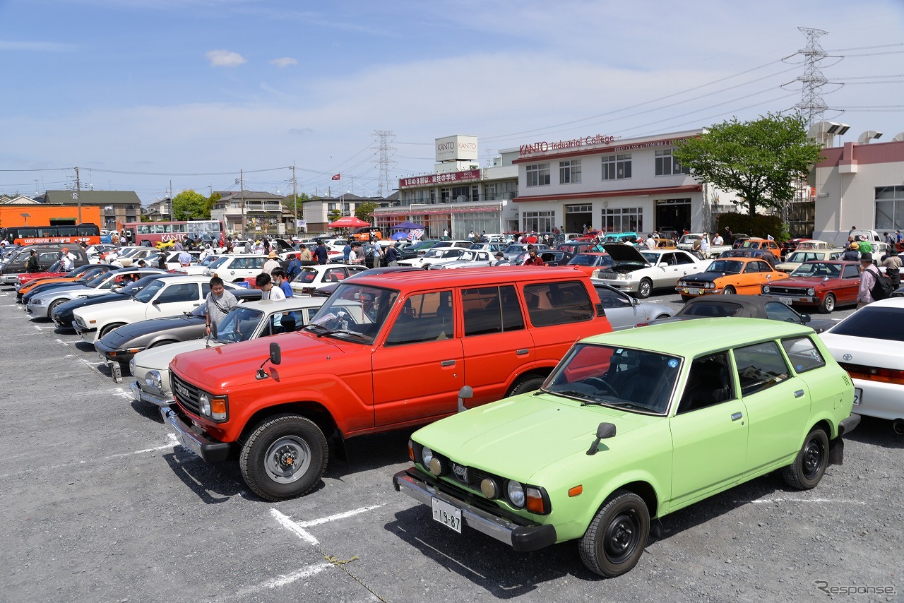 関東工業自動車大学校クラシックカーフェスティバル