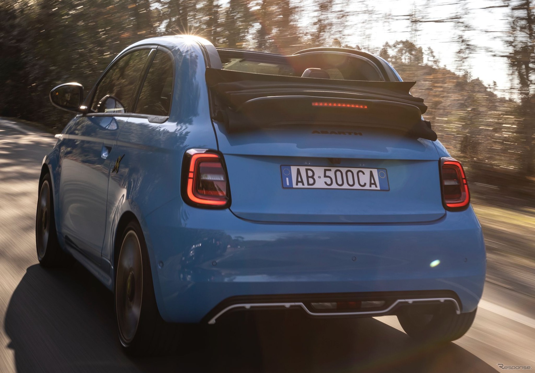 アバルト 500e カブリオレ の「ツーリズモ」
