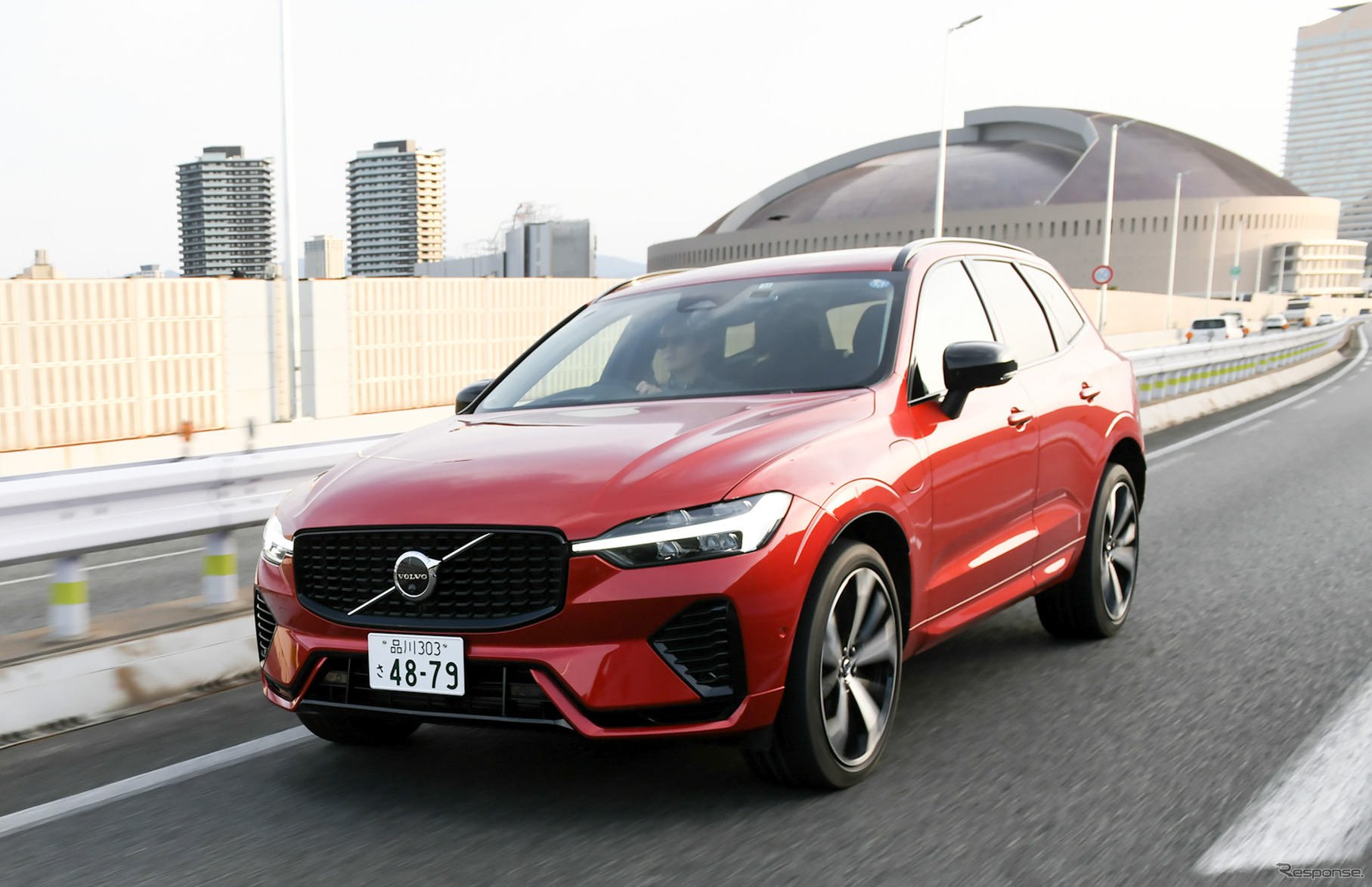 ボルボ XC60リチャージ アルティメイトT6 AWD プラグインハイブリッド