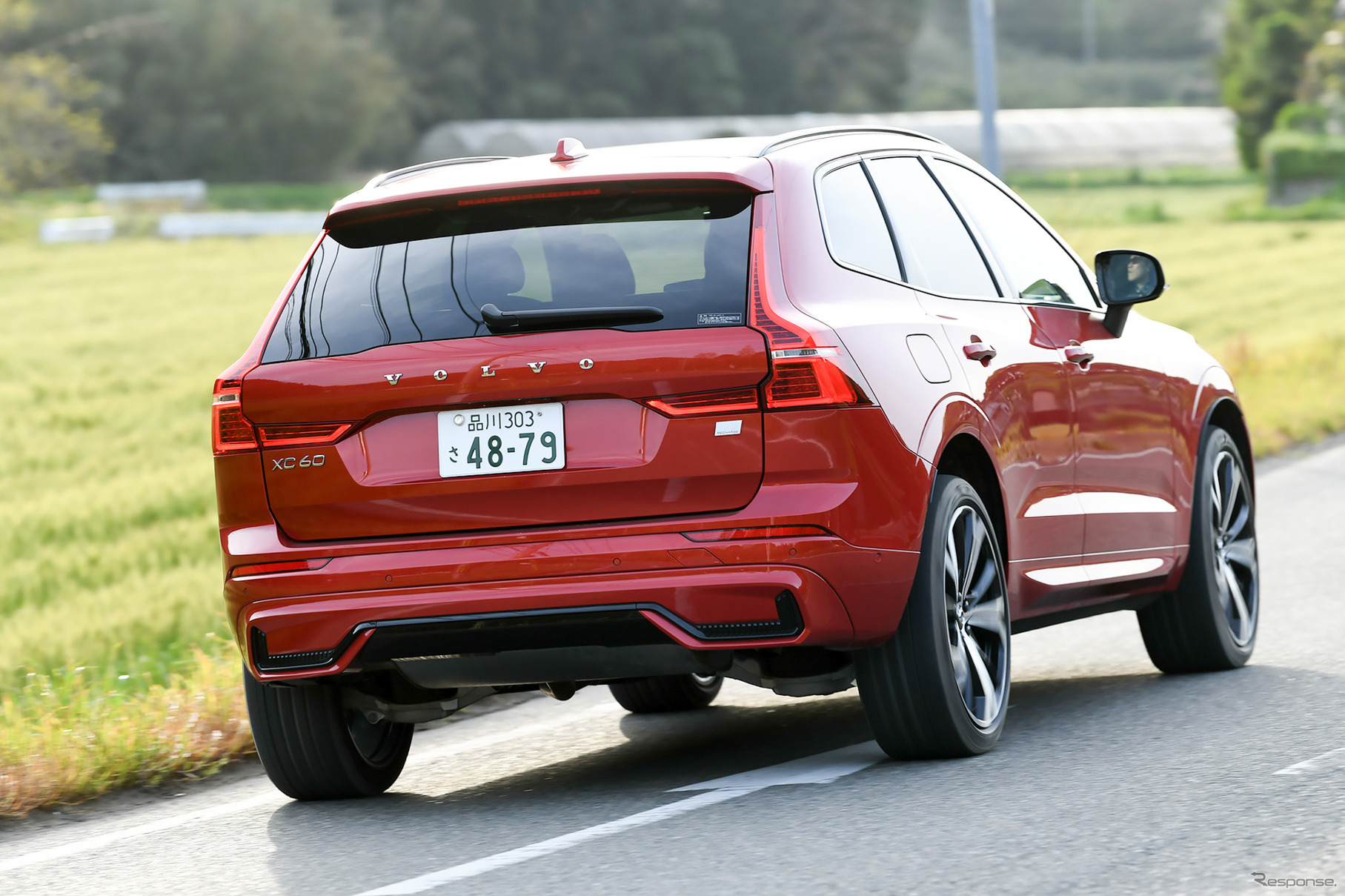 ボルボ XC60リチャージ アルティメイトT6 AWD プラグインハイブリッド