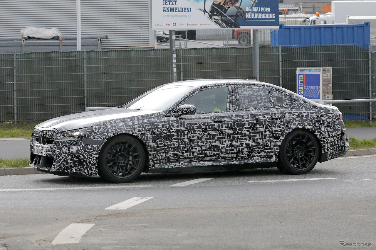 BMW M5 次期型プロトタイプ（スクープ写真）