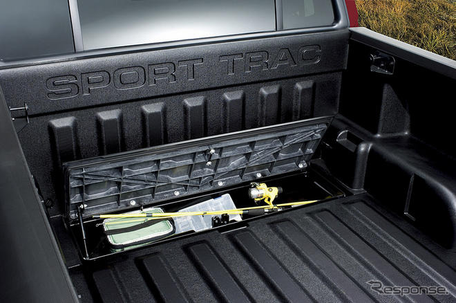 フォード エクスプローラー 09年モデル…V8リミテッドを標準グレード化