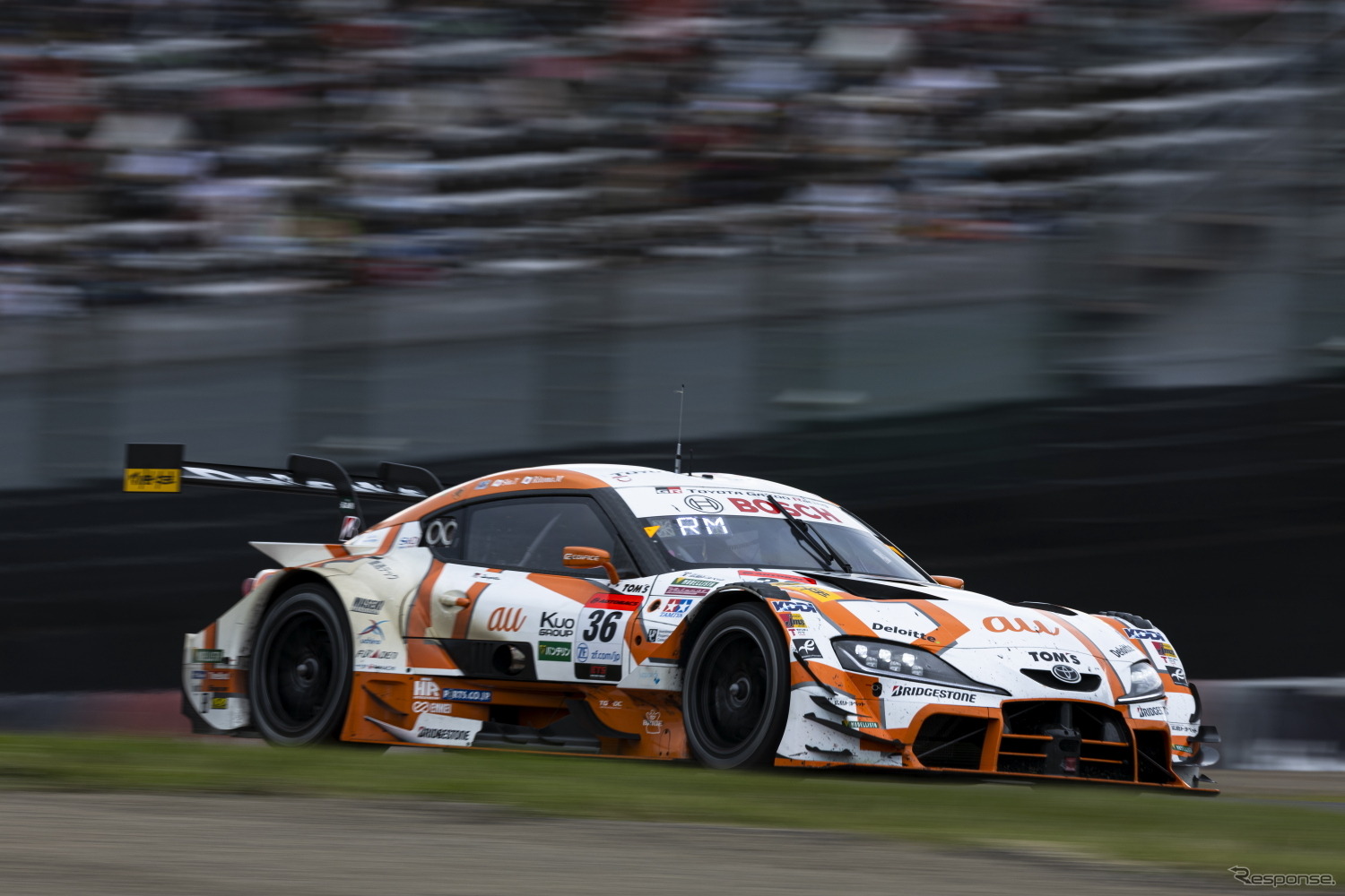 2位の#36 au TOM'S GR Supra（坪井翔／宮田莉朋）