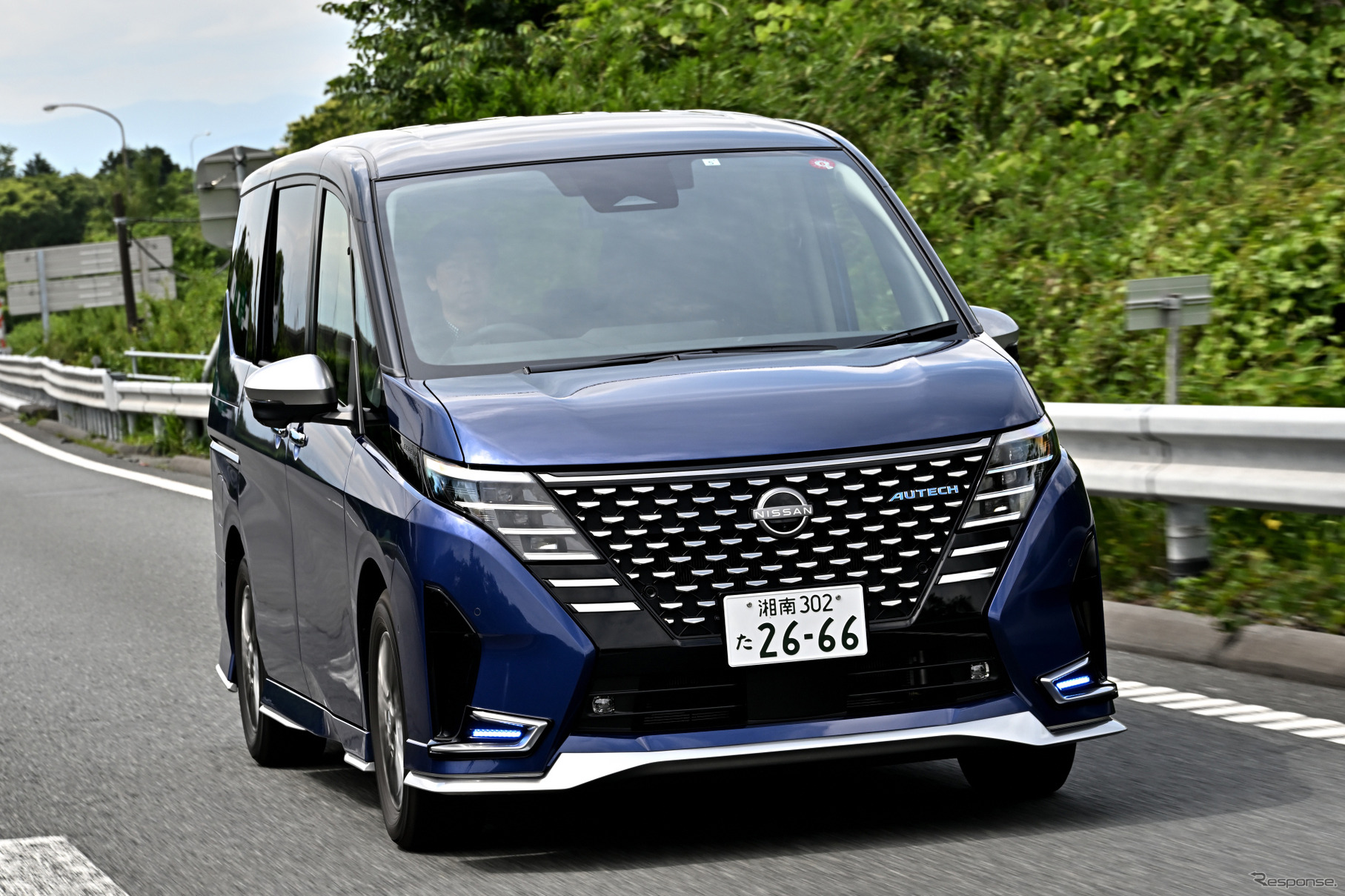 日産 セレナ e-POWER AUTECH