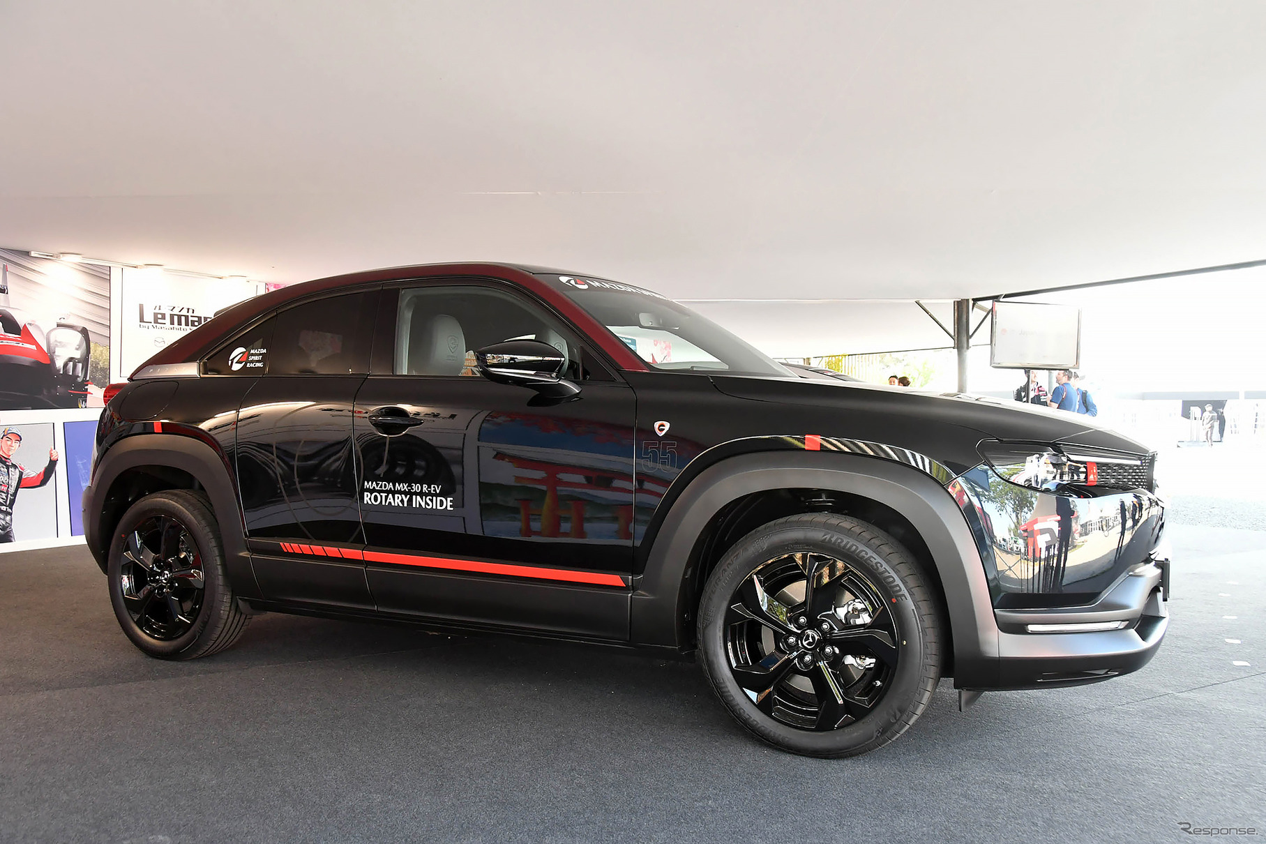 ルマン24時間レースに展示された、マツダ MX-30 e-SKYACTIV R-EV