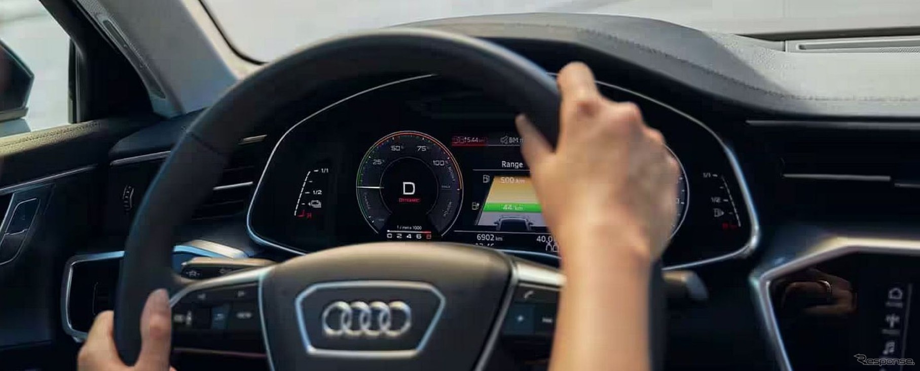 アウディ A6 のPHEVの2024年モデル