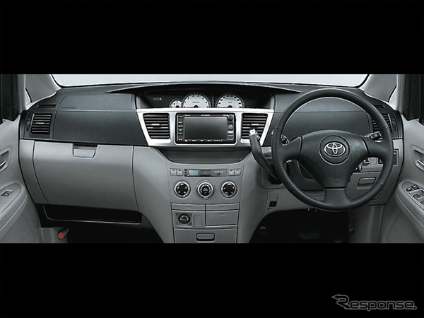 『ノア』にあるなら『ヴォクシー』も---こちらの特別仕様車はキラメキで勝負!!