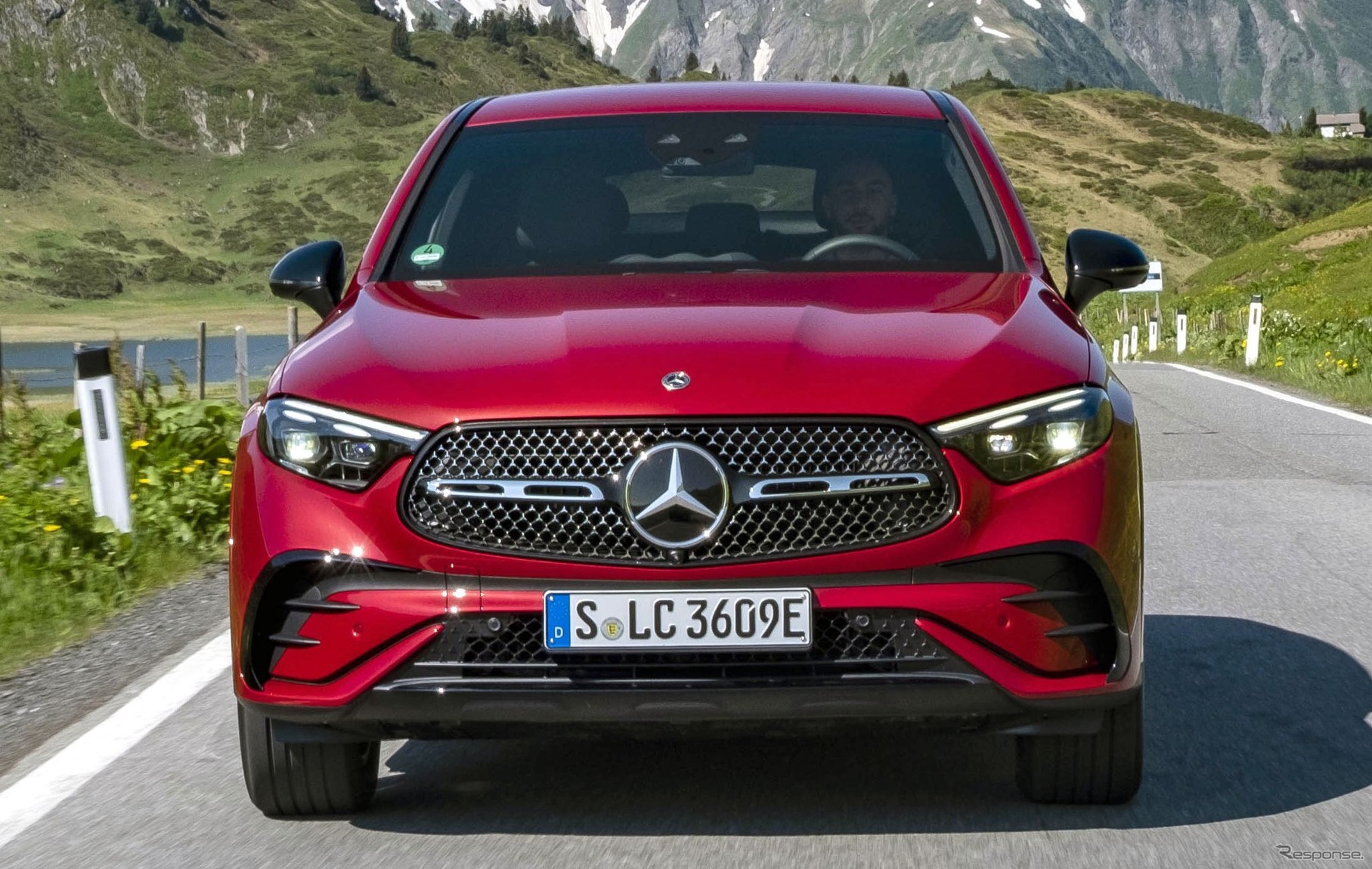 メルセデスベンツ GLC 400 e 4MATIC クーペ
