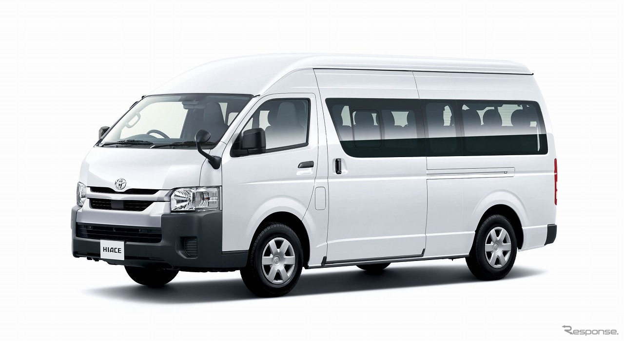 トヨタ・ハイエース コミューター DX（2WD ディーゼル車）（ホワイト）