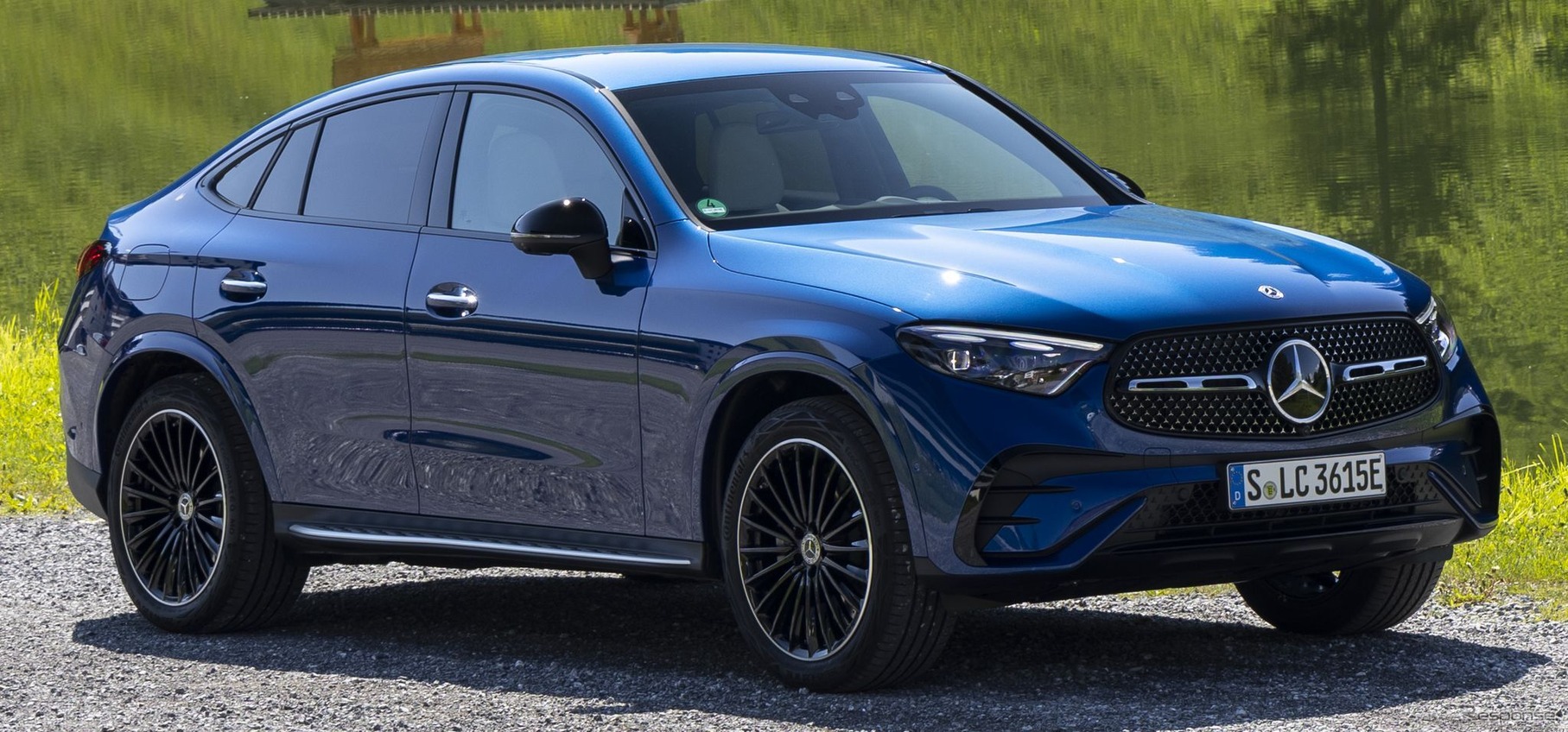 メルセデスベンツ GLC 300 de 4MATIC クーペ