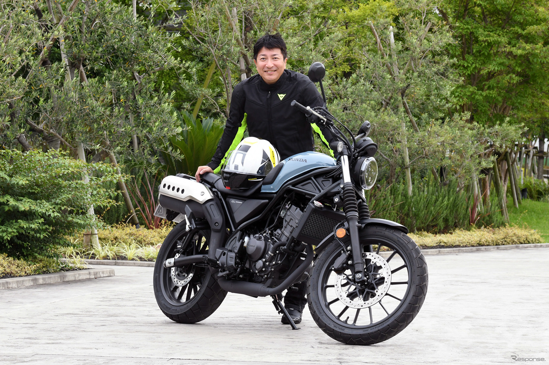 ホンダ CL250と西村直人氏