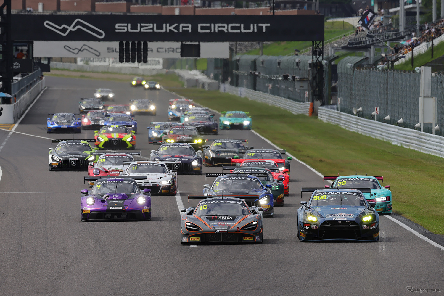 決勝レーススタートシーン