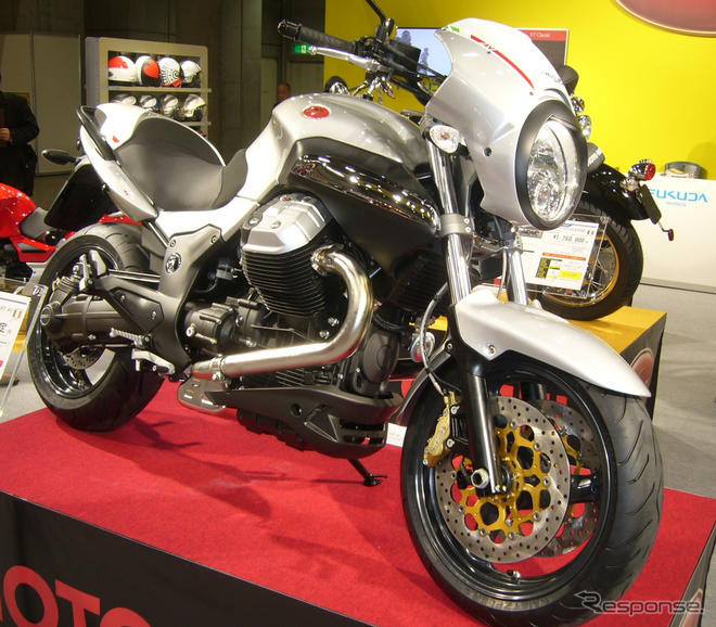 【東京モーターサイクルショー09】MOTO GUZZI、1200SPORTの4バルブ仕様を参考出品