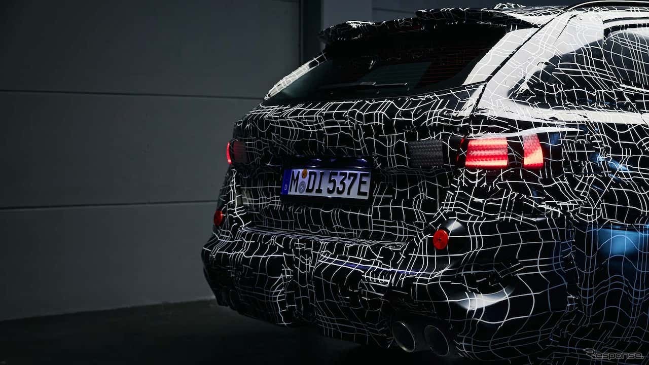 BMW M5ツーリング ティザーイメージ