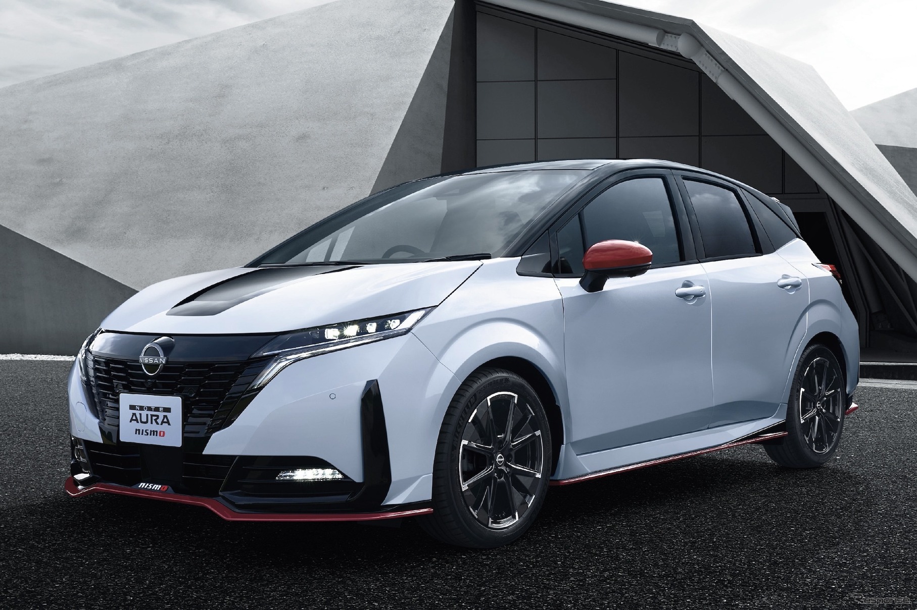 日産 ノートオーラ NISMO（参考）