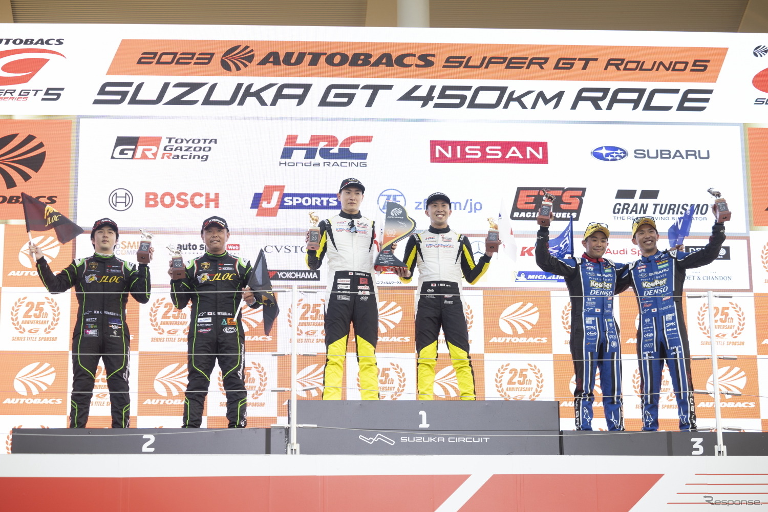 GT300クラス表彰台
