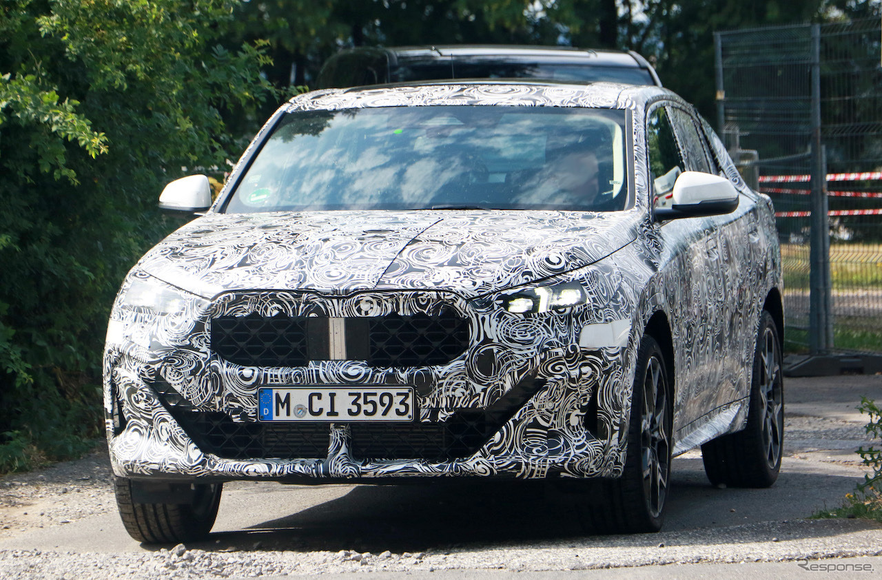 BMW X2 次期型プロトタイプ（スクープ写真）