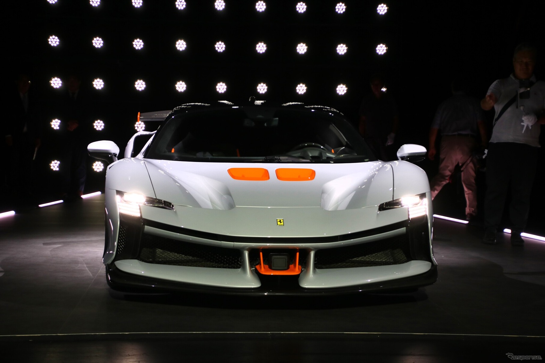 フェラーリ SF90XXストラダーレ
