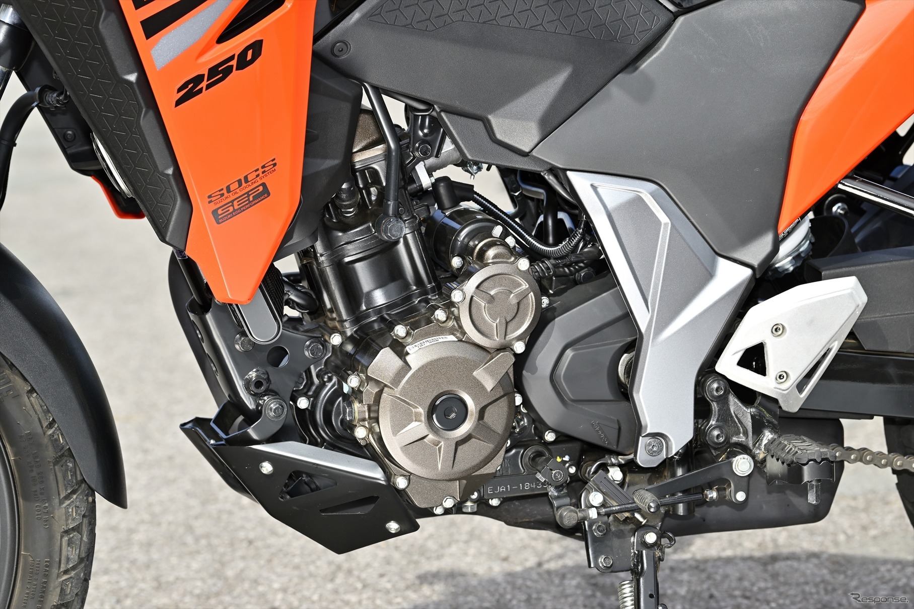 スズキ Vストローム250SX