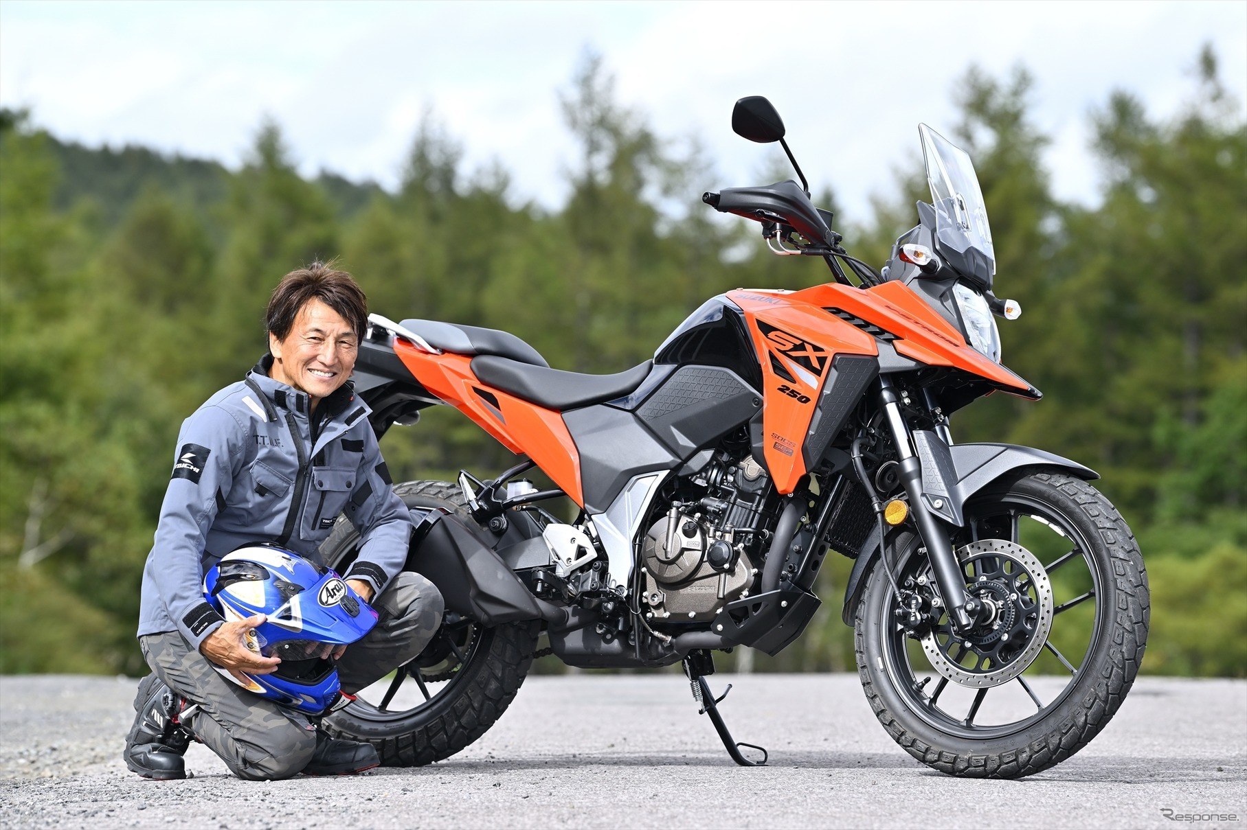 スズキ Vストローム250SX