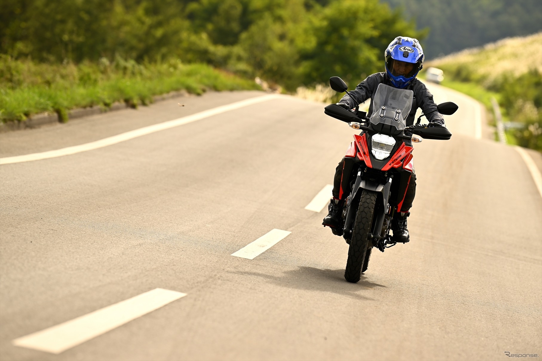スズキ Vストローム250SX