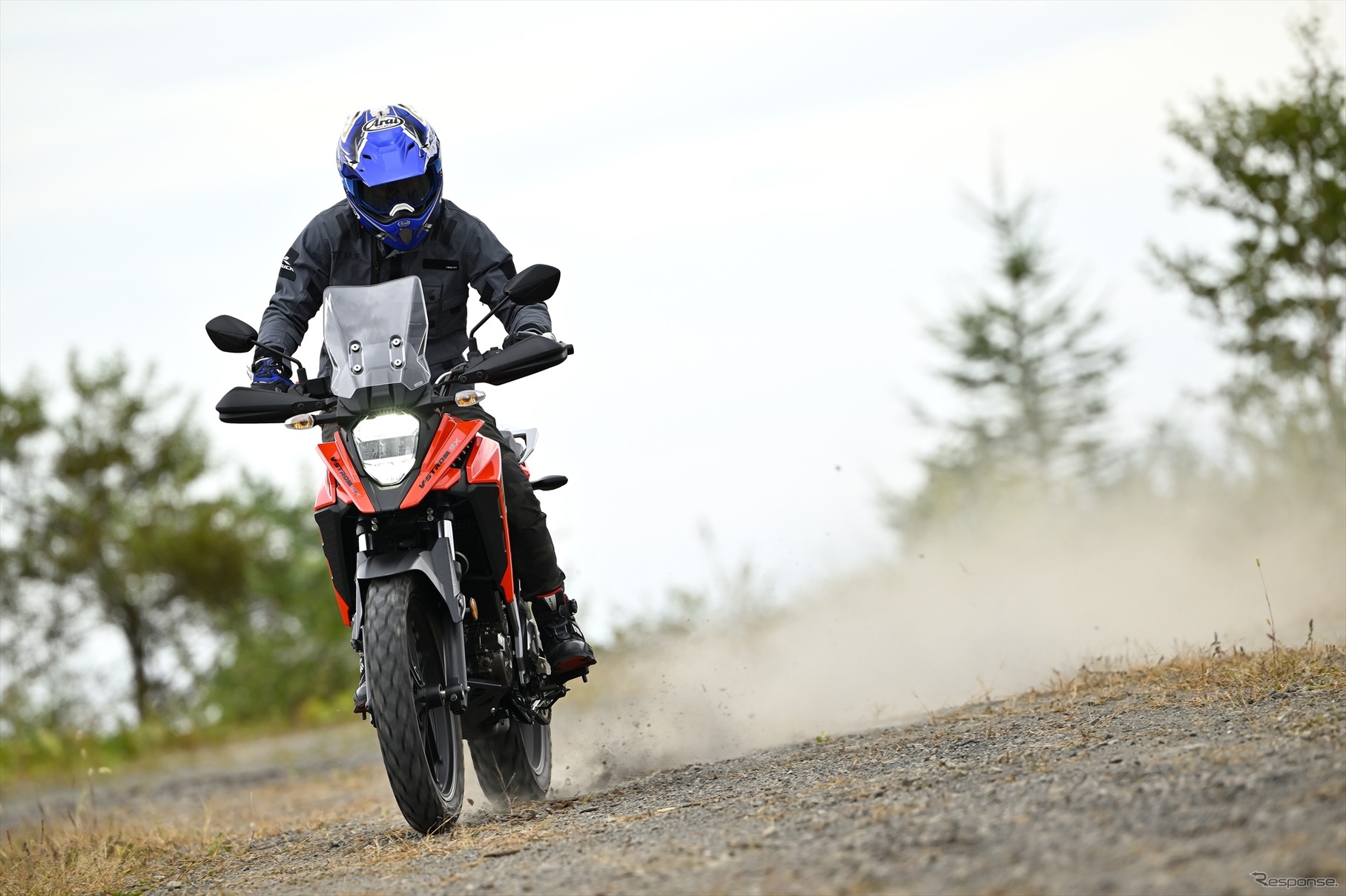 スズキ Vストローム250SX
