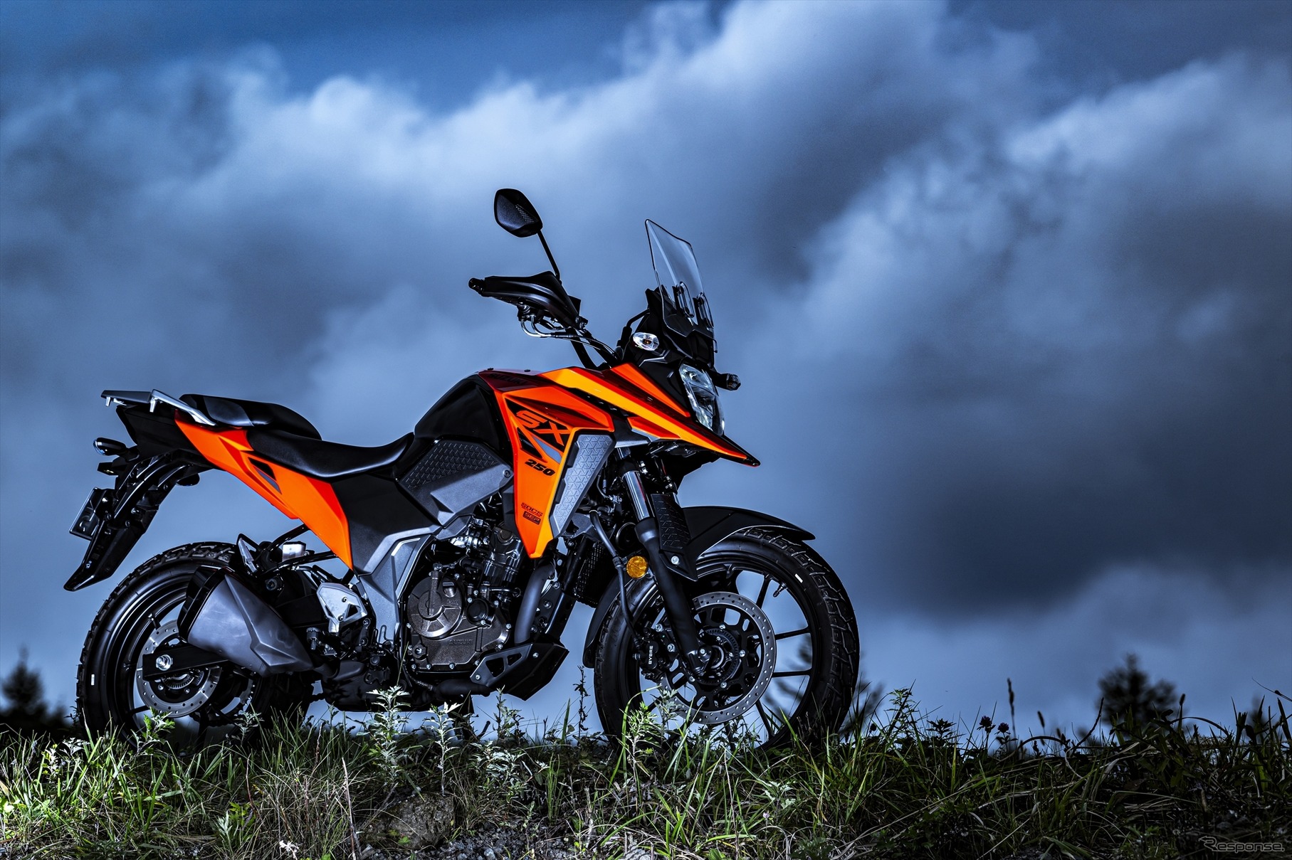 スズキ Vストローム250SX