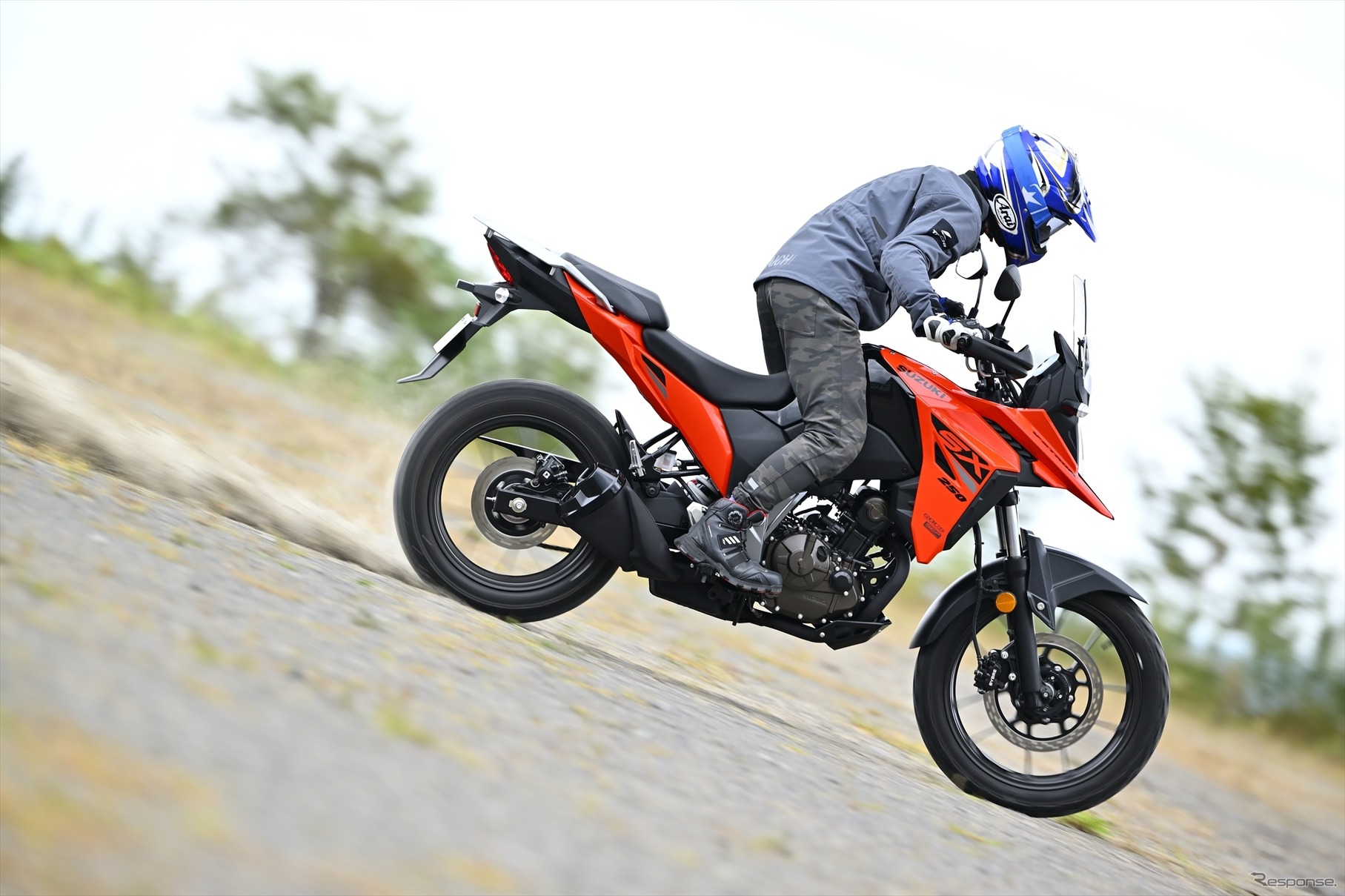 スズキ Vストローム250SX