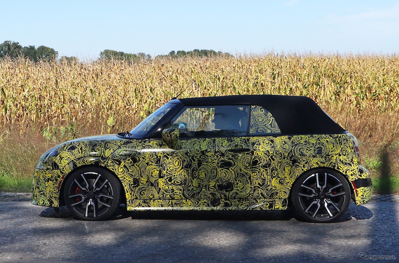 MINI コンバーチブル JCW 次期型プロトタイプ（スクープ写真）