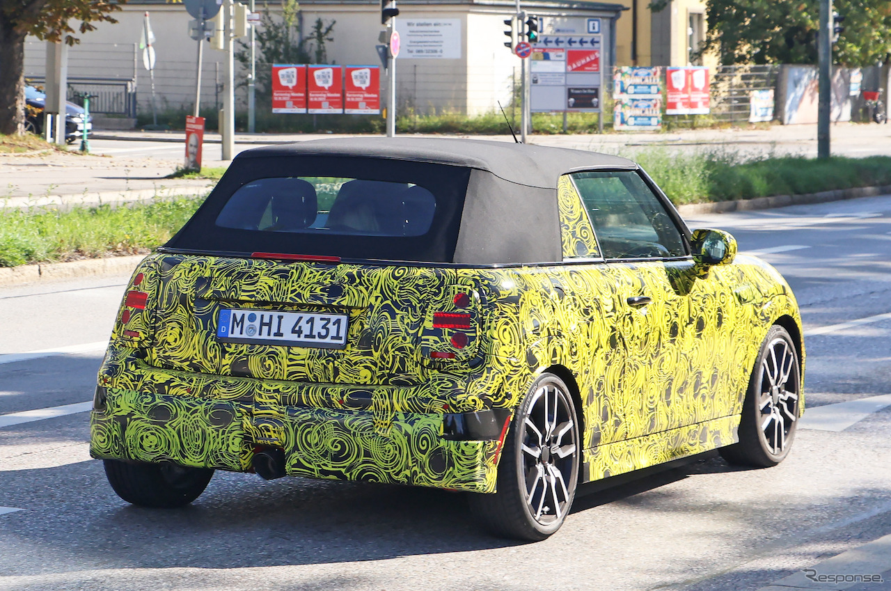 MINI コンバーチブル JCW 次期型プロトタイプ（スクープ写真）
