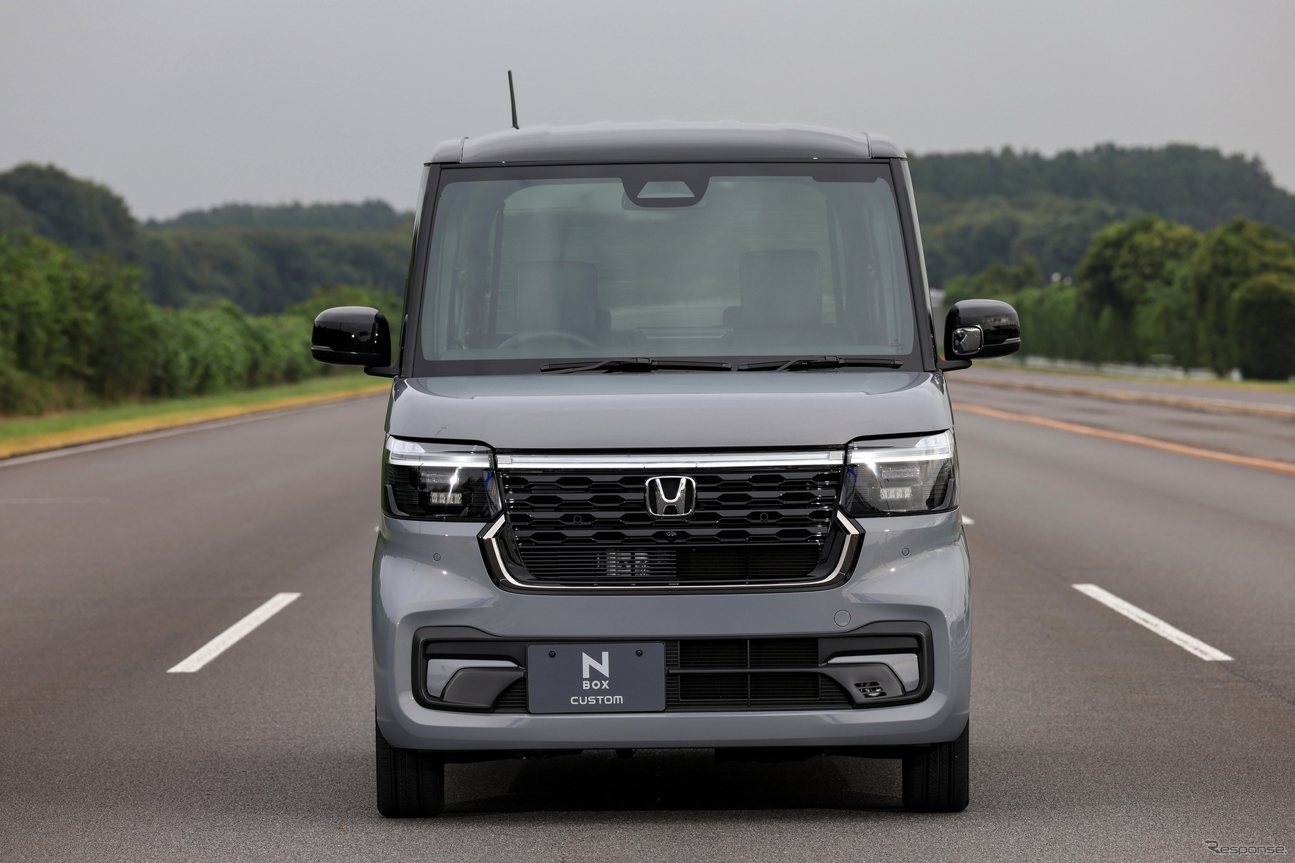 ホンダ N-BOXカスタム 新型