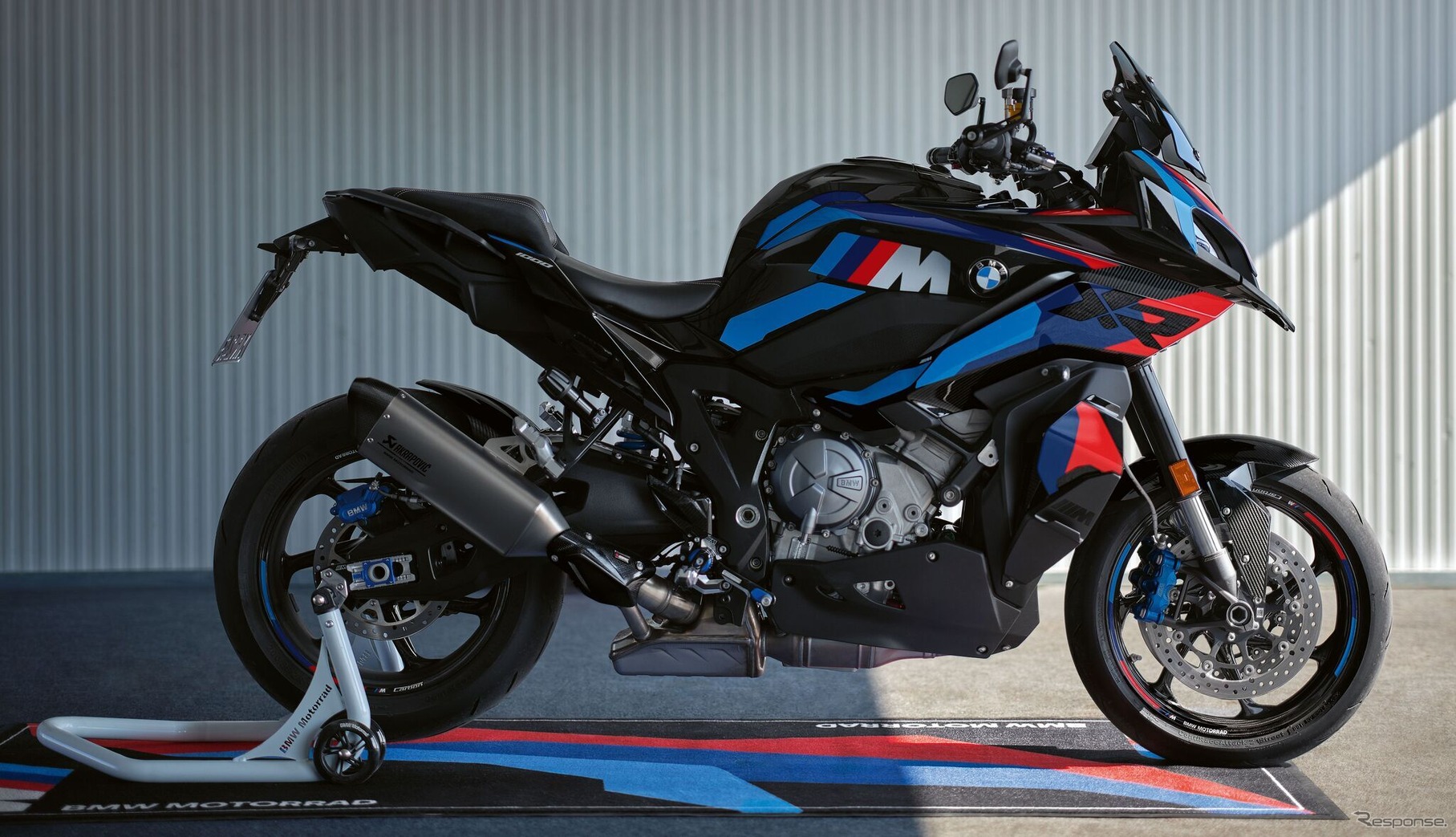 BMW M 1000 XR