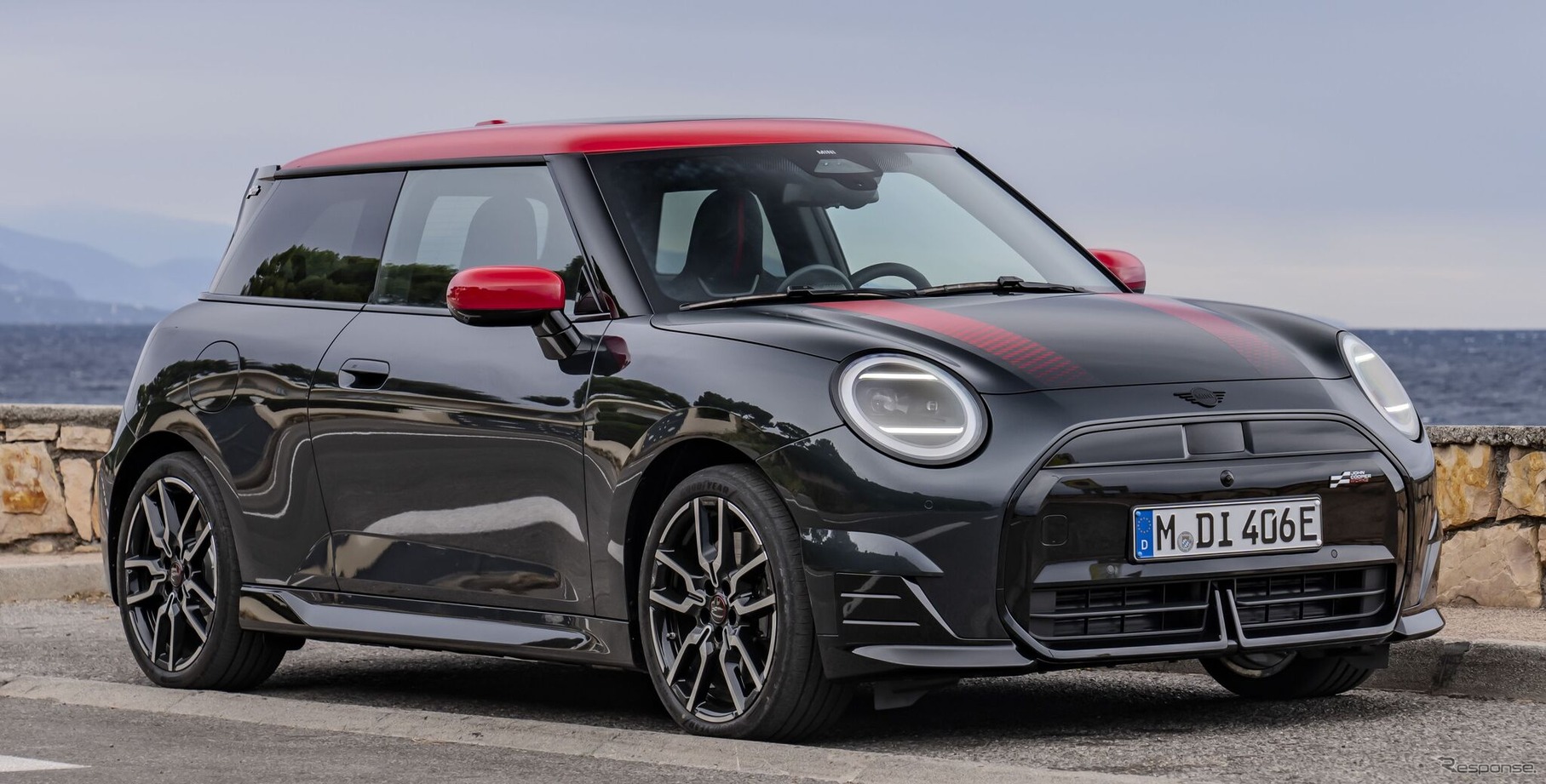 MINI クーパー SE 新型の「ジョン・クーパー・ワークス」仕様