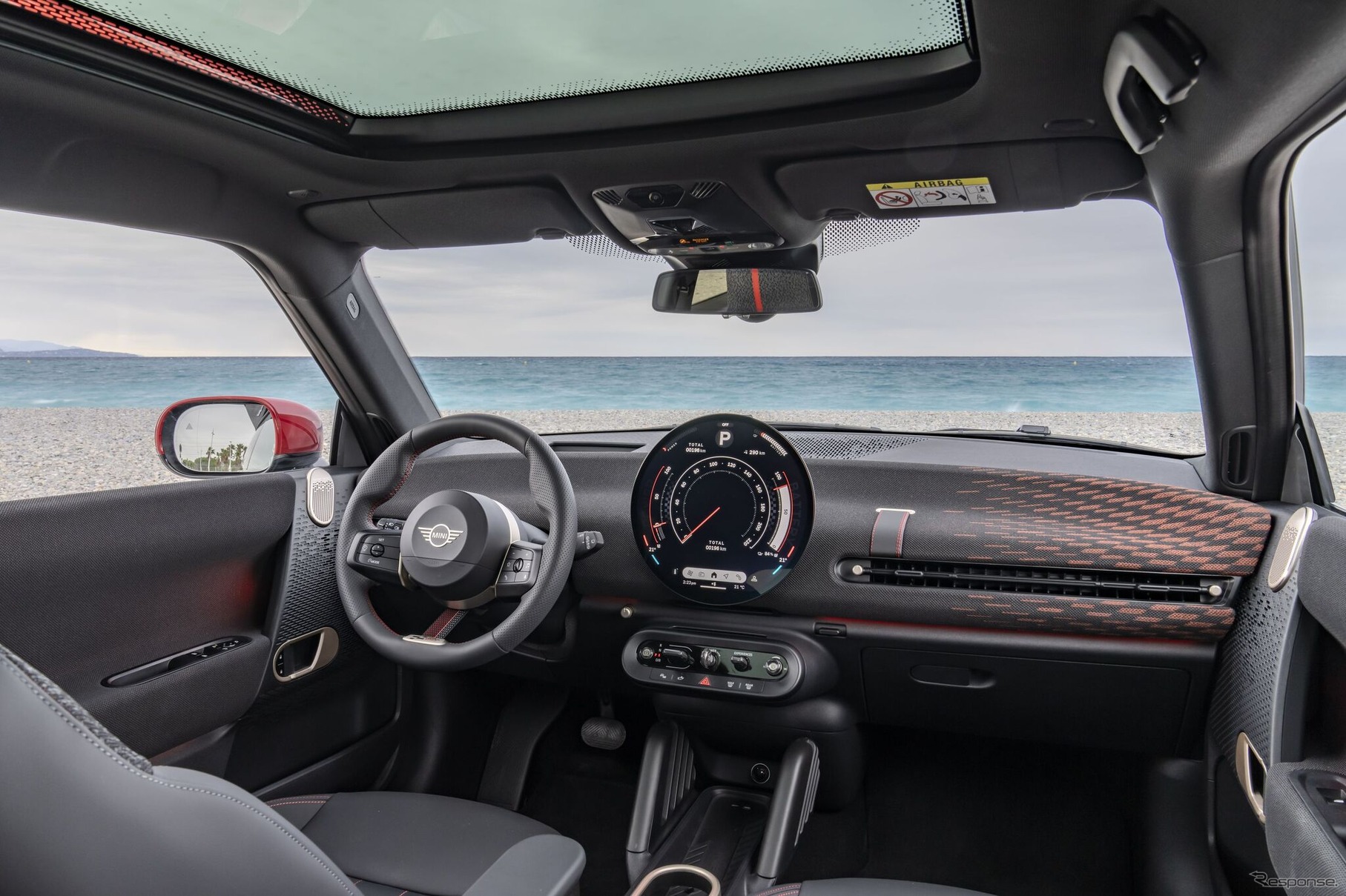 MINI クーパー SE 新型の「ジョン・クーパー・ワークス」仕様