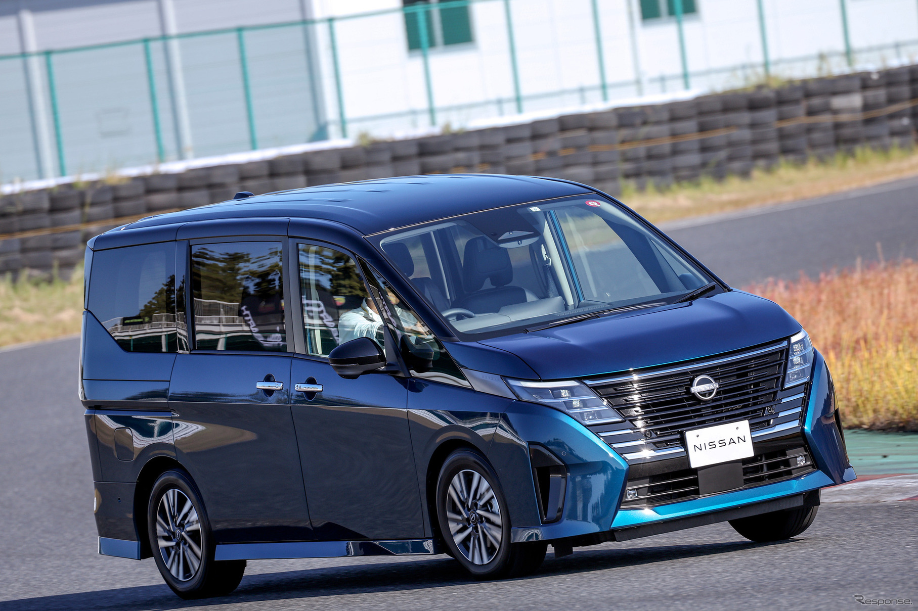 日産セレナ