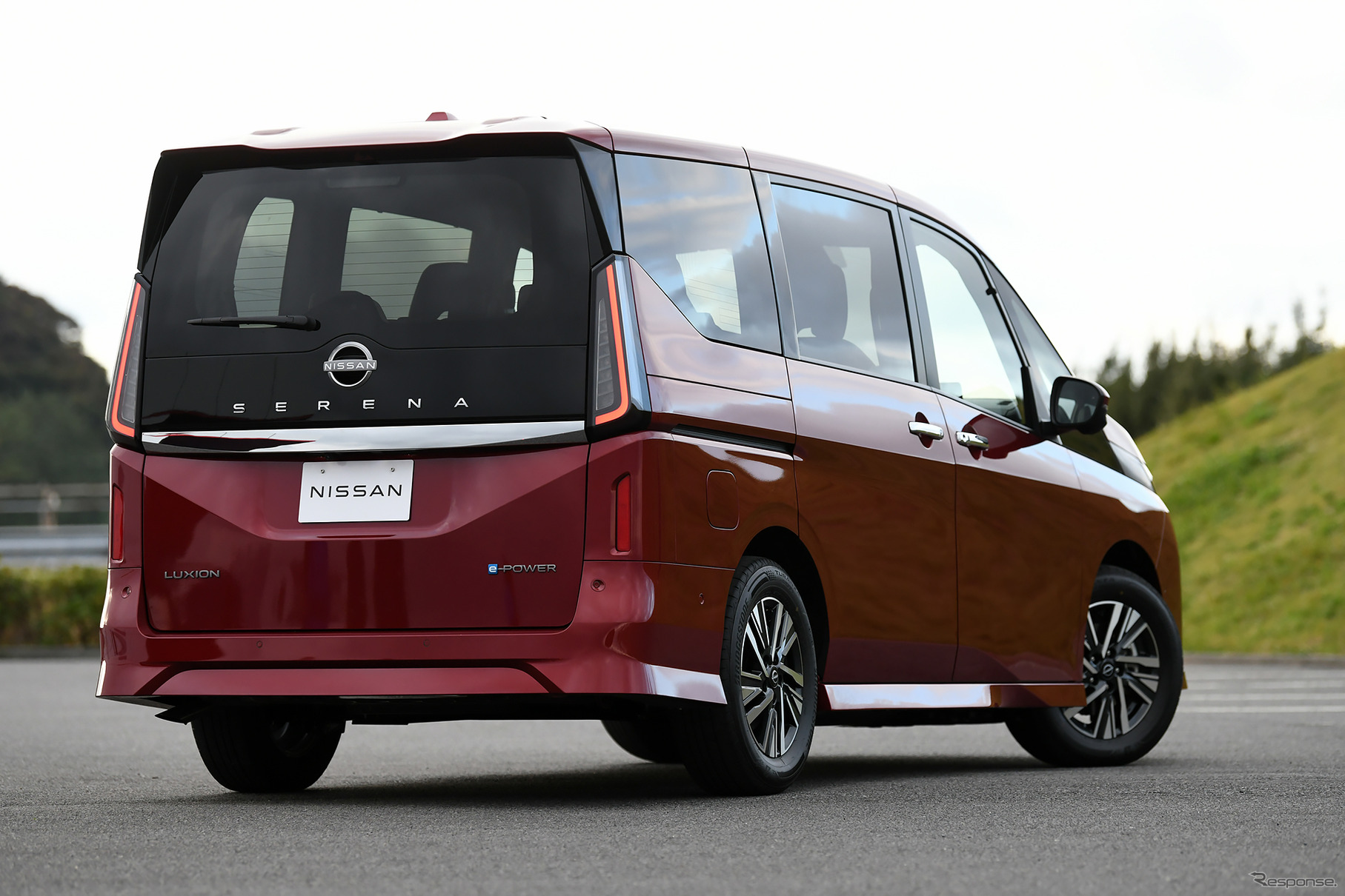 日産セレナ