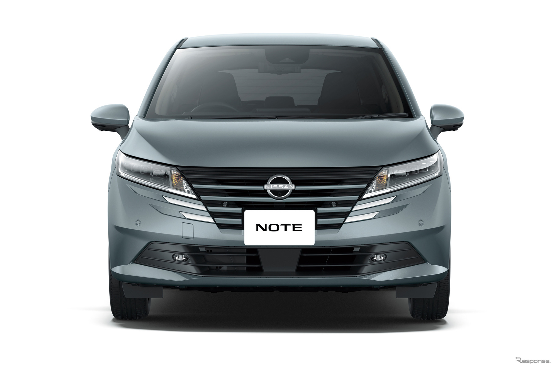 日産ノート（ステルスグレー）