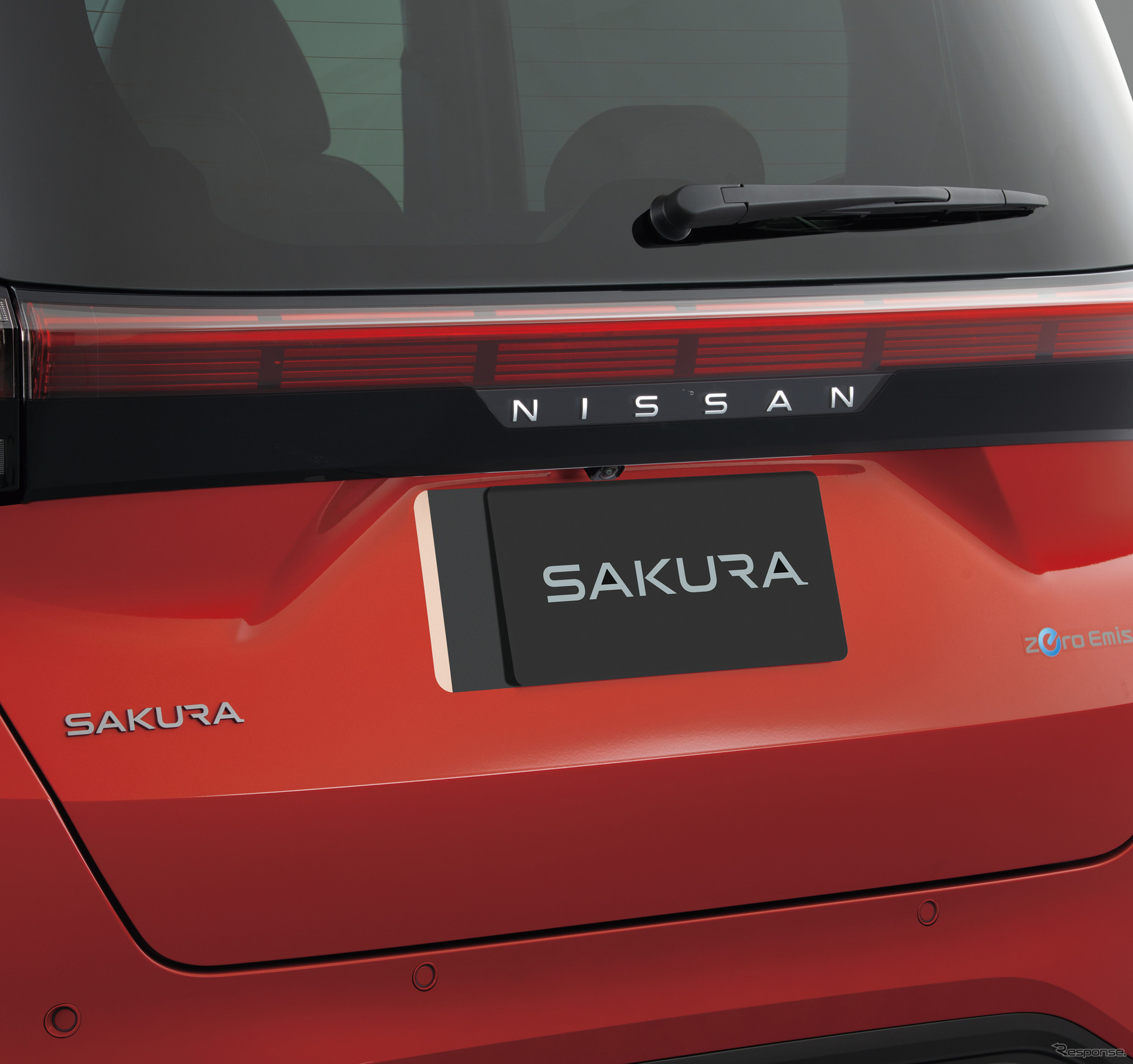 日産サクラ 90周年記念車