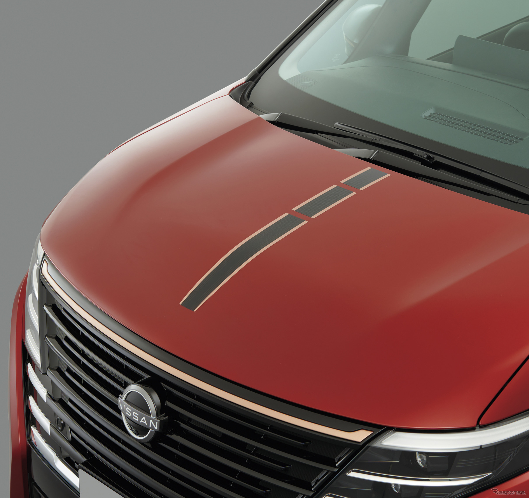 日産セレナ 90周年記念車