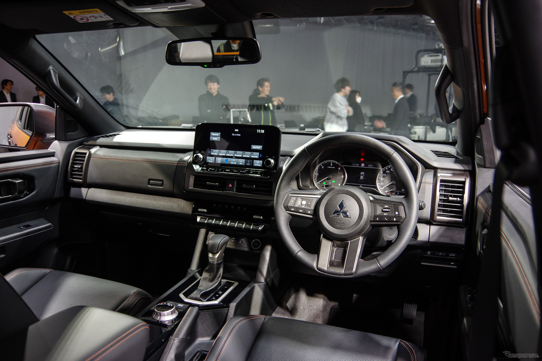 三菱自動車 トライトン 新型
