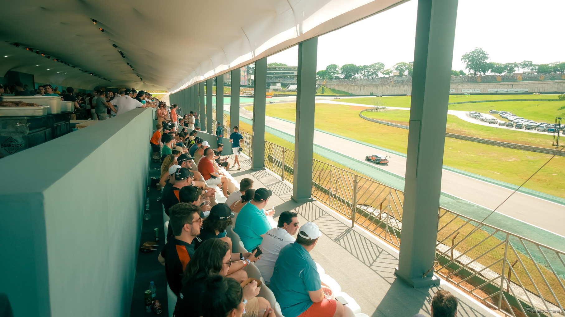 世界中で開催されたポルシェ75周年イベントの様子