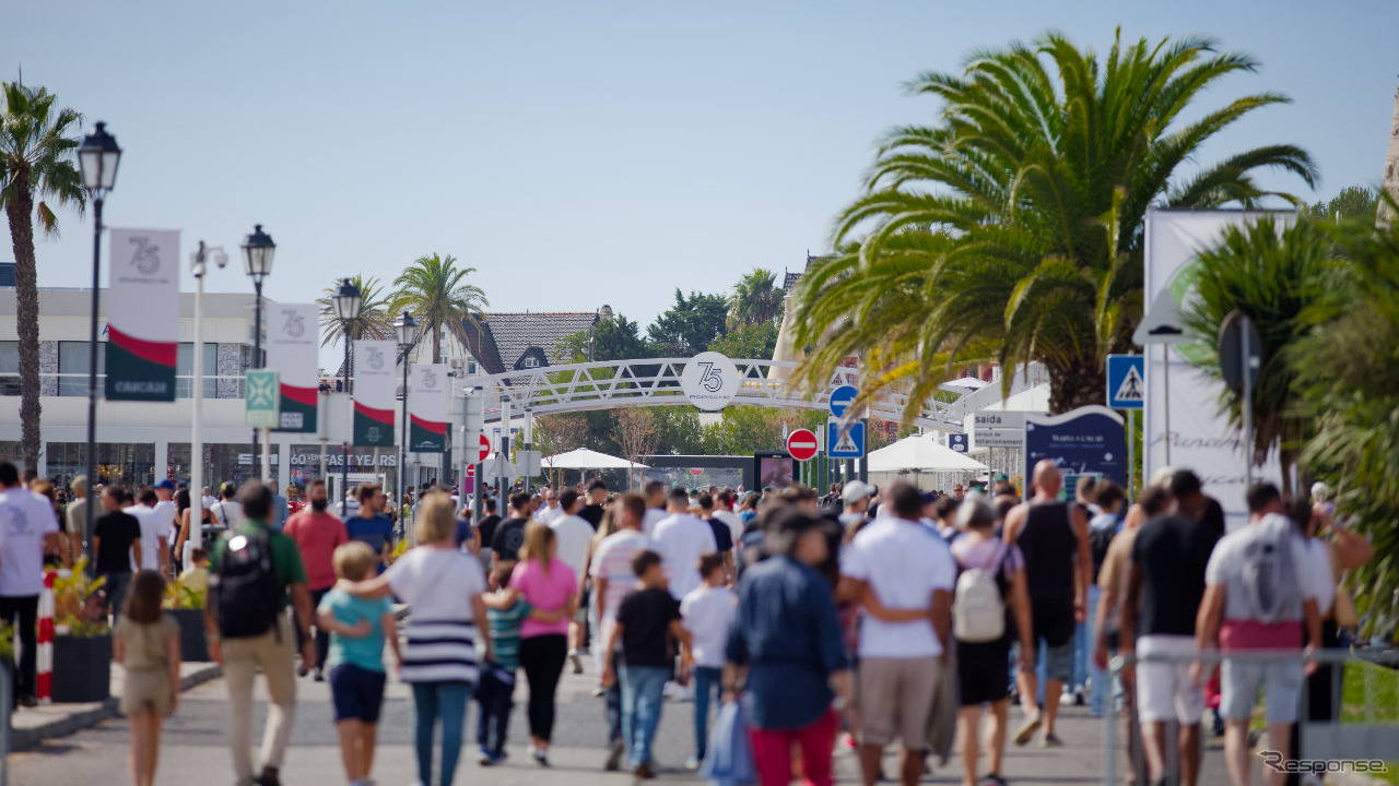 世界中で開催されたポルシェ75周年イベントの様子