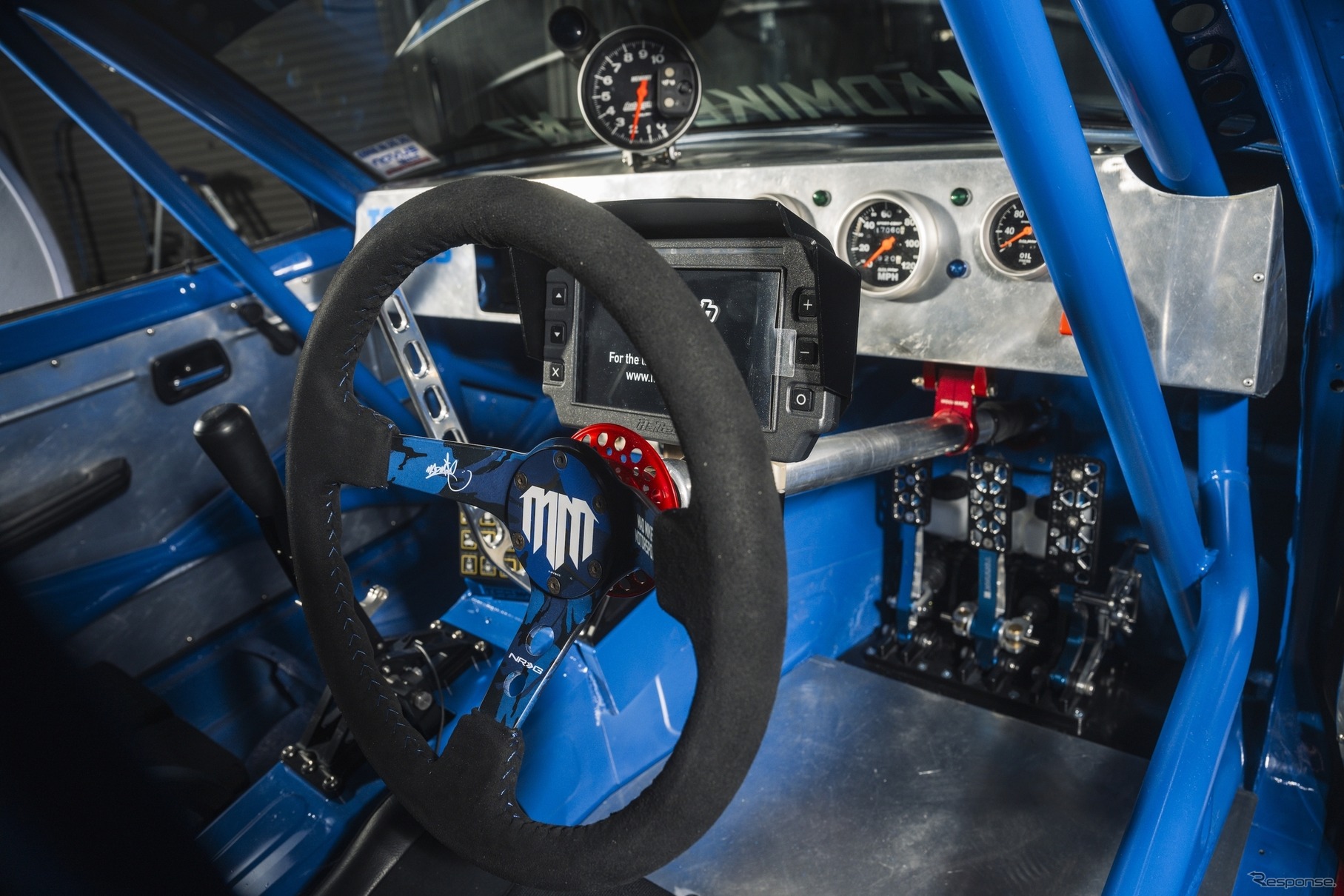 FURSTY / Red Bull with Team Magic TOYO TIRES Drift…東京オートサロン2024