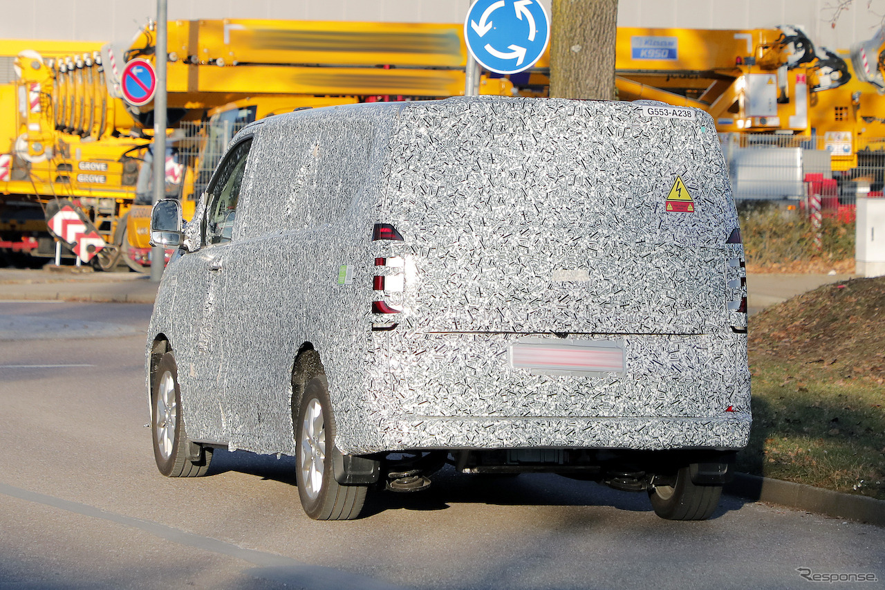 VW トランスポーターT7 ピックアップトラック仕様のプロトタイプ（スクープ写真）