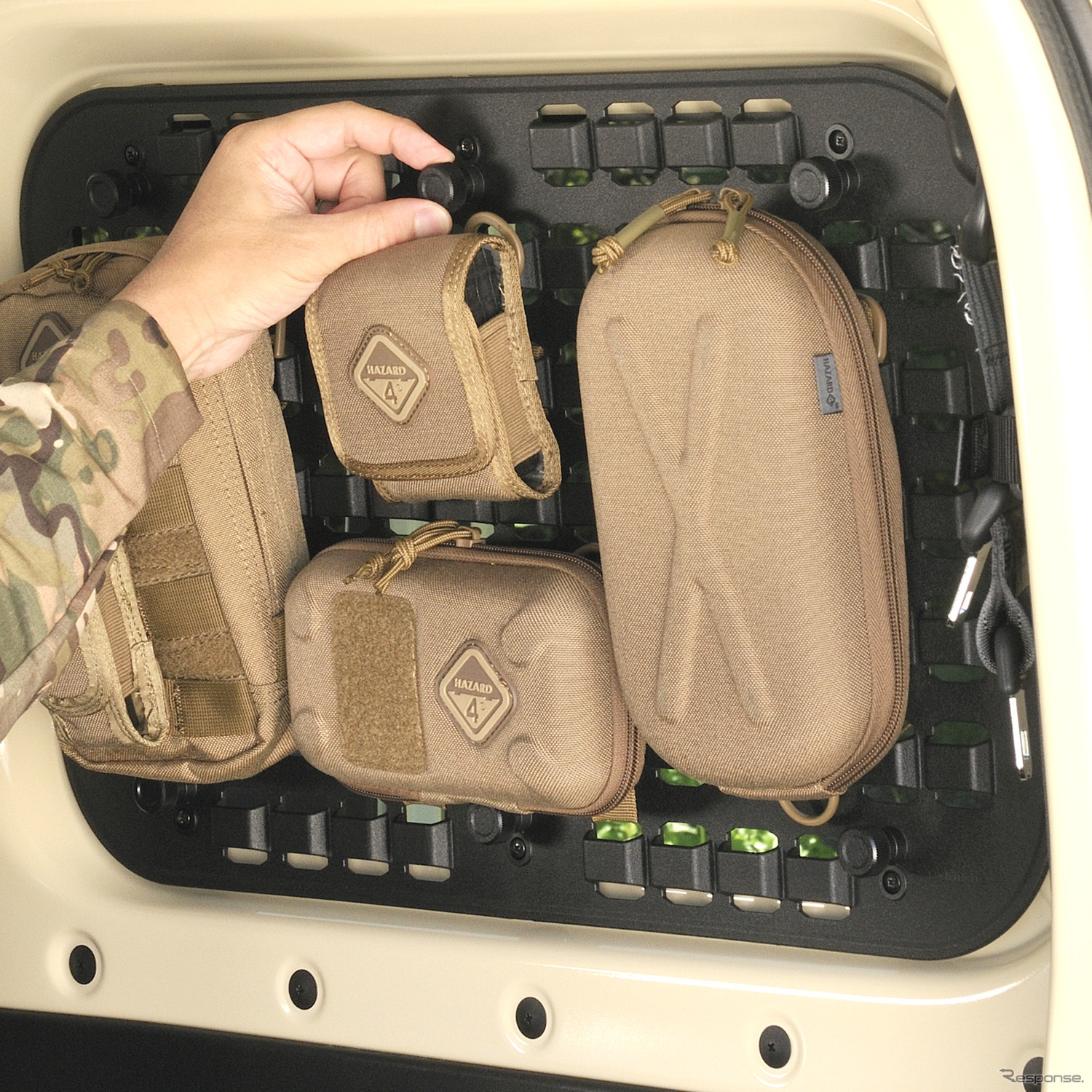 ジムニー/シエラ専用設計、“モールシステム”対応の壁面収納アイテム「ジムニー専用　モールパネル［NZ868］」が新発売