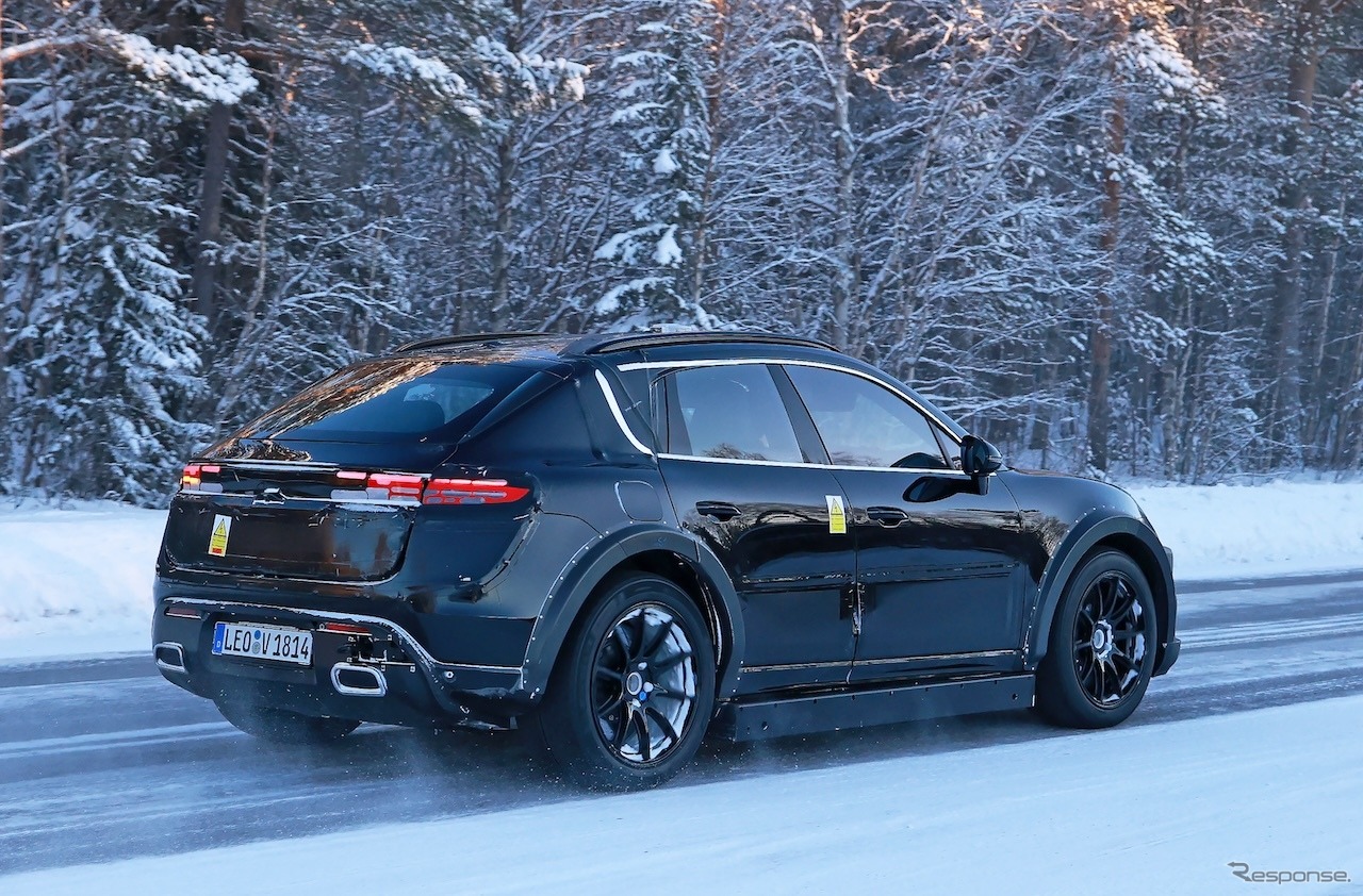 ポルシェ カイエン EV プロトタイプ（スクープ写真）