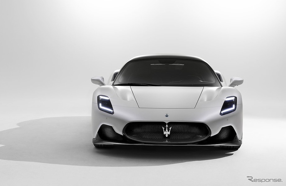 マセラティ MC20（参考）