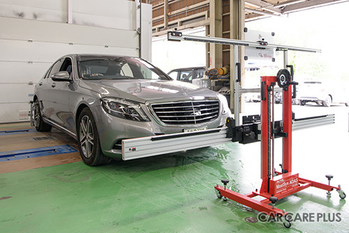 初石鈑金では、国産・輸入車問わずほとんどの車種のエーミングに対応しているという